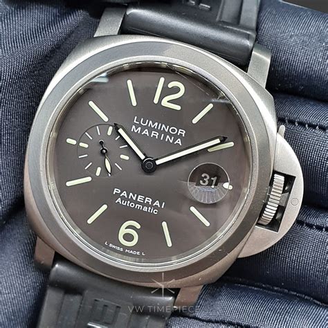 panerai luminor marina pam 240|Panerai Luminor automatic with date.